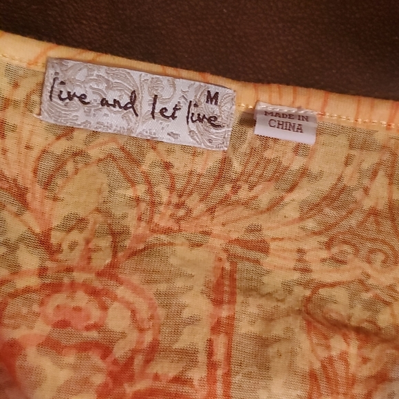 Live and Let Live Butterfly Shirt - Picture 3 of 4